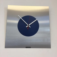 BeoXL - Wandklok RAPSODIE IN BLUE & RED MODERN DUTCH DESIGN