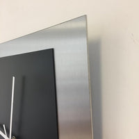 BeoXL - Wandklok THE SQUARE BLACK -MODERN DUTCH DESIGN