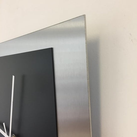 BeoXL - Wandklok THE SQUARE BLACK -MODERN DUTCH DESIGN