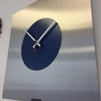 BeoXL - Wandklok RAPSODIE IN BLUE & RED MODERN DUTCH DESIGN