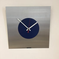 BeoXL - Wandklok RAPSODIE IN BLUE & RED MODERN DUTCH DESIGN