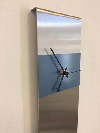 BeoXL - Wandklok YARA ICE BLUE MODERN DESIGN