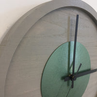 BeoXL - Wandklok Quinten Green Hammer Modern Design