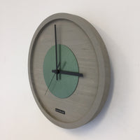 BeoXL - Wandklok Quinten Green Hammer Modern Design