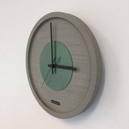 BeoXL - Wandklok Quinten Green Hammer Modern Design