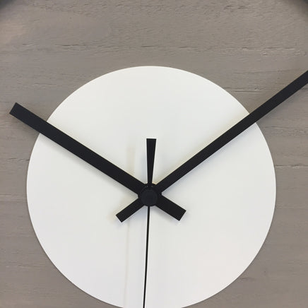 BeoXL - Wandklok Quinten White Modern Design