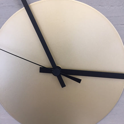 BeoXL - Wandklok Quinten GOLD Modern Design