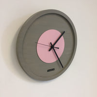BeoXL - Wandklok Quinten PINK Modern Design