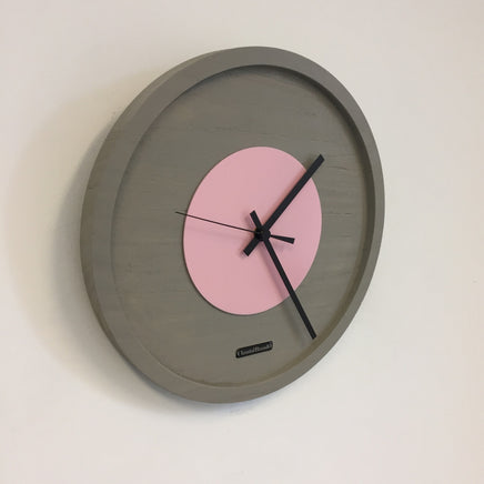 BeoXL - Wandklok Quinten PINK Modern Design