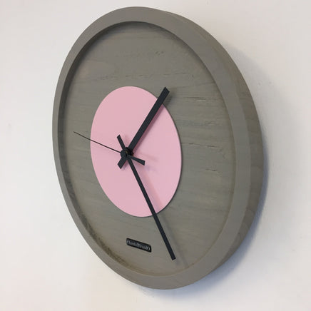 BeoXL - Wandklok Quinten PINK Modern Design