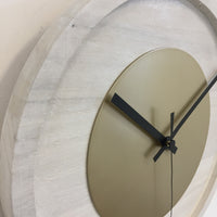 BeoXL - Wandklok Quinten White & Gold Modern Dutch Design
