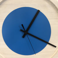 BeoXL - Wandklok Quinten White & Blue Modern Dutch Design