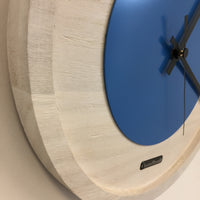 BeoXL - Wandklok Quinten White & Blue Modern Dutch Design