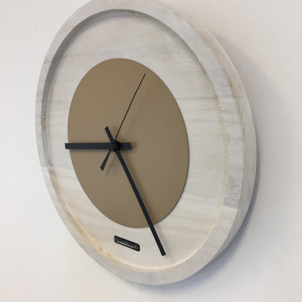 BeoXL - Wandklok Quinten White & Beige Modern Dutch Design