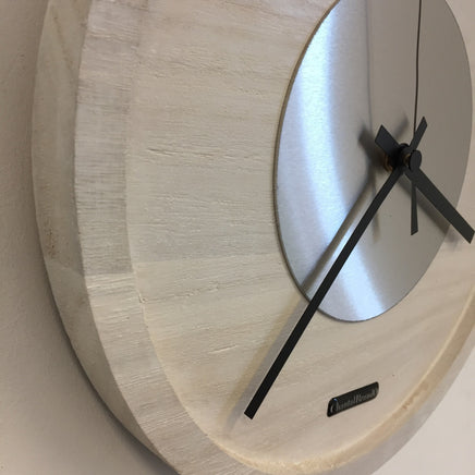 BeoXL - Wandklok Quinten White & Silver Modern Dutch Design