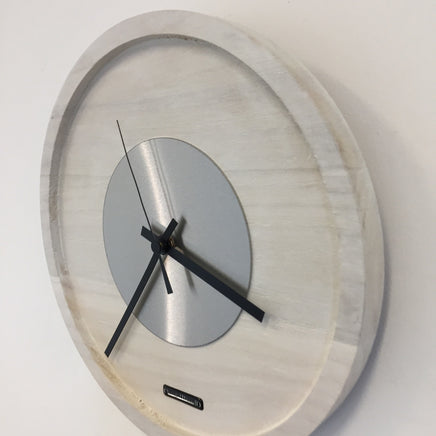 BeoXL - Wandklok Quinten White & Silver Modern Dutch Design