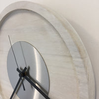 BeoXL - Wandklok Quinten White & Silver Modern Dutch Design