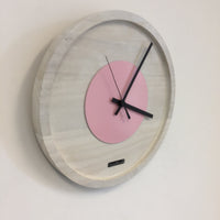 BeoXL - Wandklok Quinten White & Pink