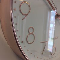 BeoXL - Wandklok Rose Goud modern design