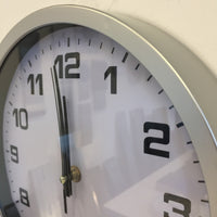 BeoXL - Wandklok Silver Mini 25 modern design