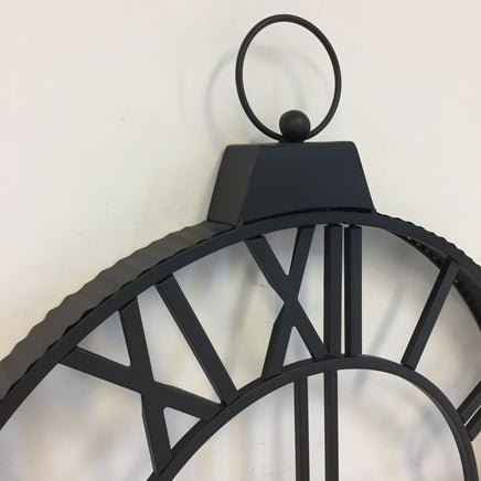 BeoXL - Wandklok XL INDUSTRIAL BLACK