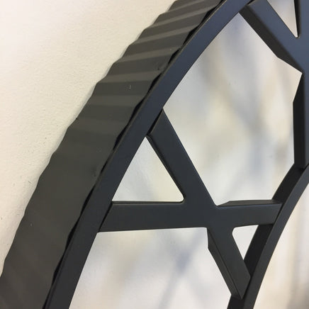 BeoXL - Wandklok XL INDUSTRIAL BLACK