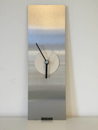 BeoXL - Wandklok White Eye Modern Desing
