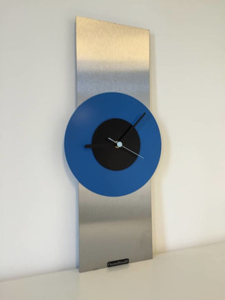 BeoXL - Wandklok RVS Black & Blue Modern Design