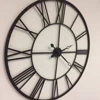 BeoXL - Wandklok XXLRomeins wiel bruin vintage design