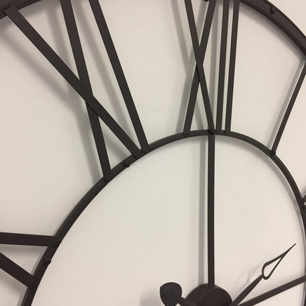 BeoXL - Wandklok XXLRomeins wiel bruin vintage design