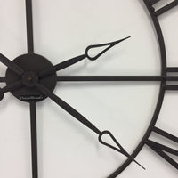 BeoXL - Wandklok XXLRomeins wiel bruin vintage design