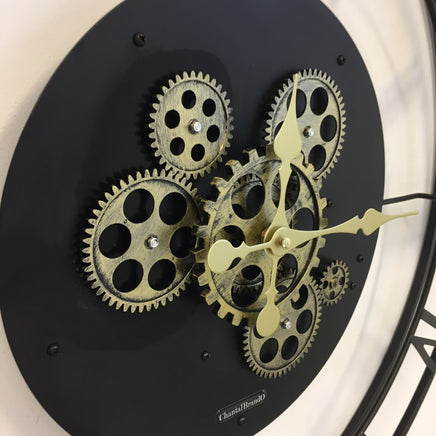 BeoXL - Wandklok BLACK GEAR 57 INDUSTRIEEL DESIGN