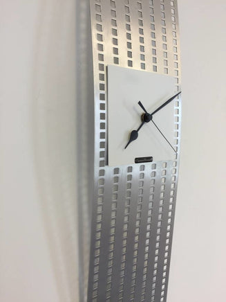 BeoXL - Wandklok PERFOR White Square