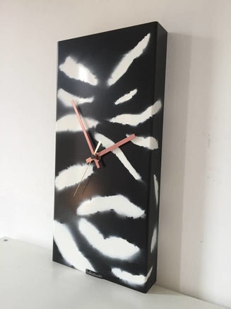 BeoXL - Wandklok Zebra Design