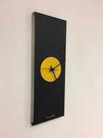 BeoXL - Wandklok Black-Line & Yellow Modern Design RVS