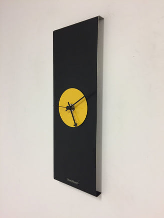 BeoXL - Wandklok Black-Line & Yellow Modern Design RVS