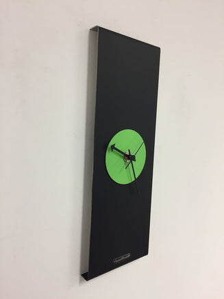 BeoXL - Wandklok Black-Line & GREEN Modern Design RVS