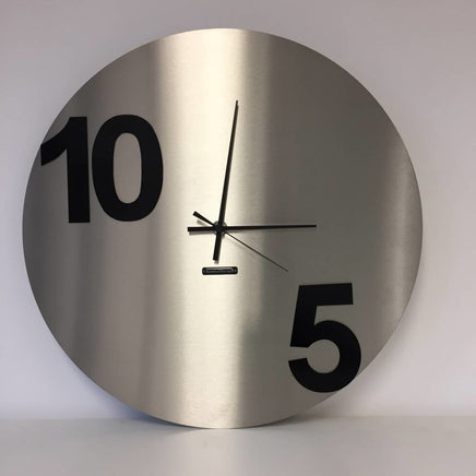 BeoXL - Wandklok Rond TEN-FIVE Modern Design