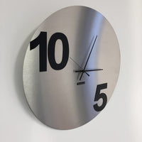 BeoXL - Wandklok Rond TEN-FIVE Modern Design