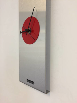 BeoXL - Wandklok RED EYE