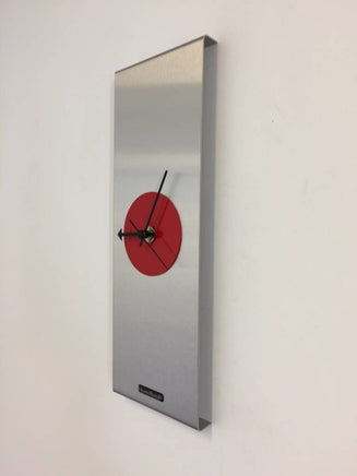 BeoXL - Wandklok RED EYE