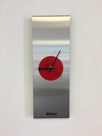 BeoXL - Wandklok RED EYE