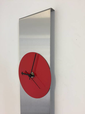 BeoXL - Wandklok Red Circle & Black