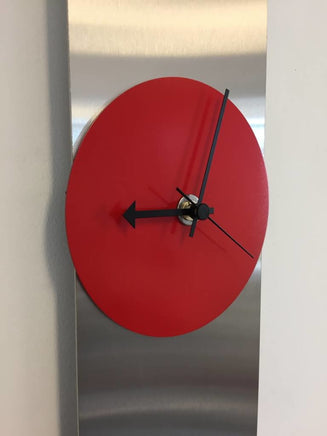 BeoXL - Wandklok Red Circle & Black