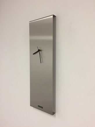 BeoXL - Wandklok LaBrando zilver modern design