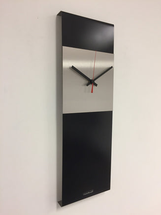 BeoXL - Wandklok LaBrand Export Design Black & RED Pointer