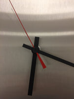 BeoXL - Wandklok LaBrand Export Design Black & RED Pointer modern Design