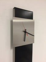 BeoXL - Wandklok LaBrand Export Design Black & RED Pointer modern Design