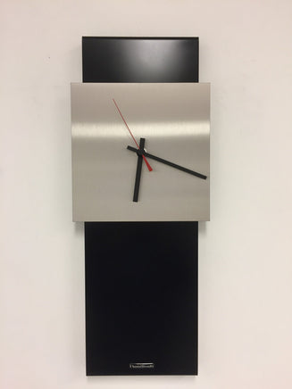 BeoXL - Wandklok LaBrand Export Design Black & RED Pointer modern Design