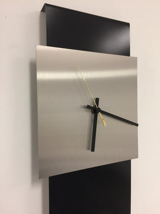 BeoXL - Wandklok LaBrand Export Design Black & Gold Pointer modern design